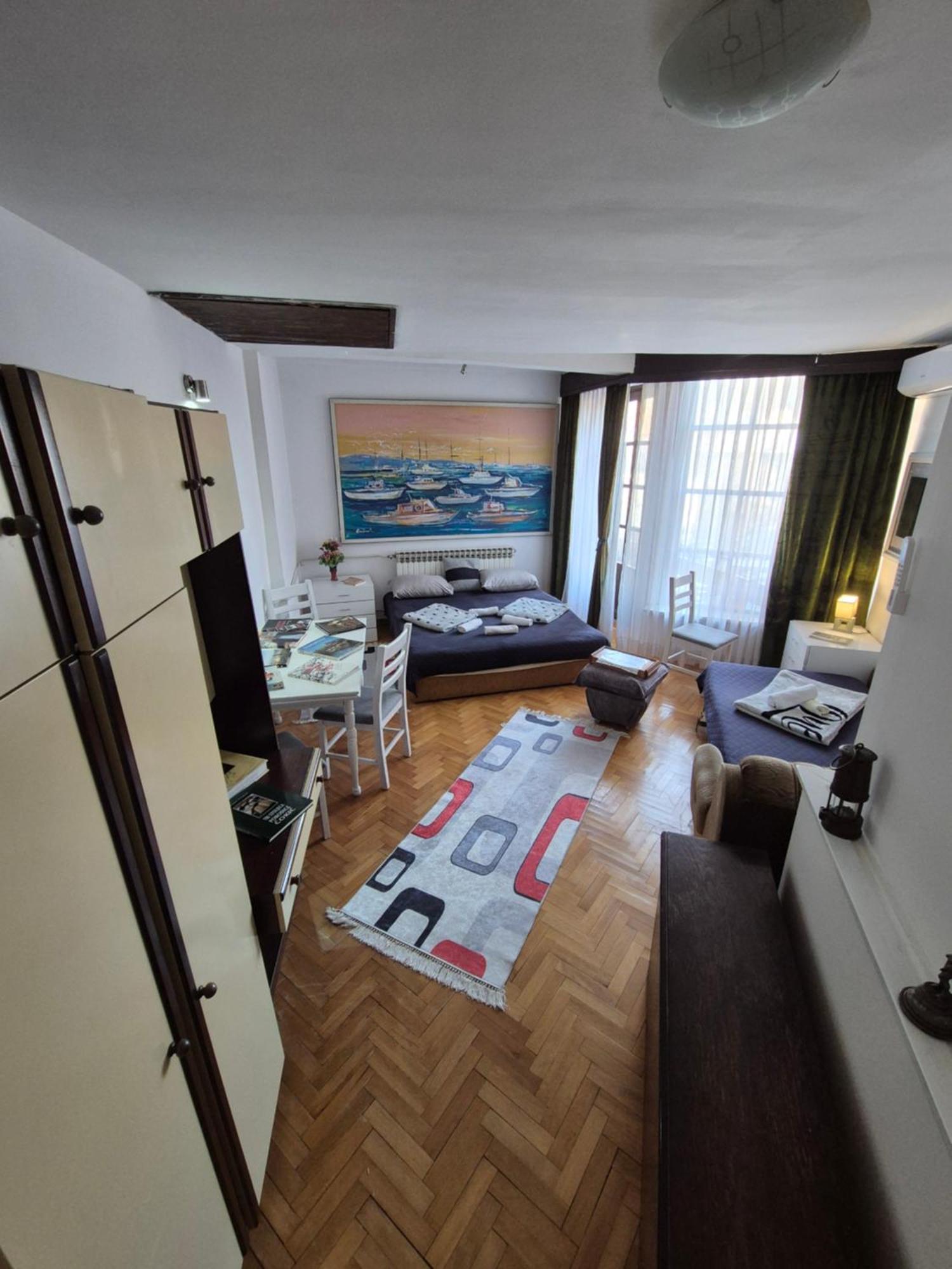 Prenociste Chardak Hotell Tuzla Exteriör bild